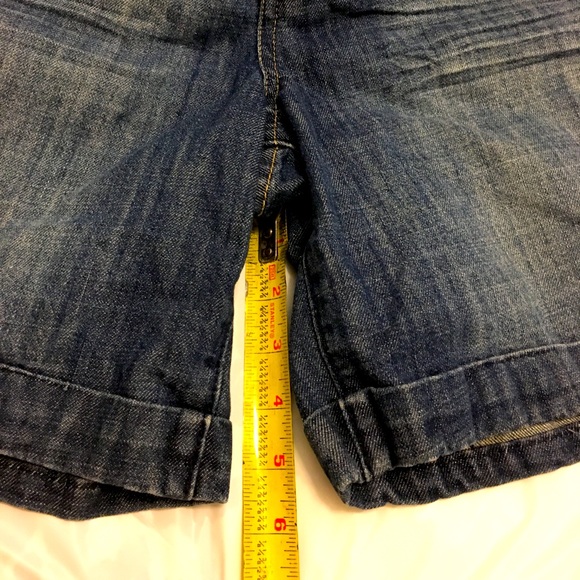 ✨Members Only Denim Bermuda Shorts✨ - Picture 3 of 12